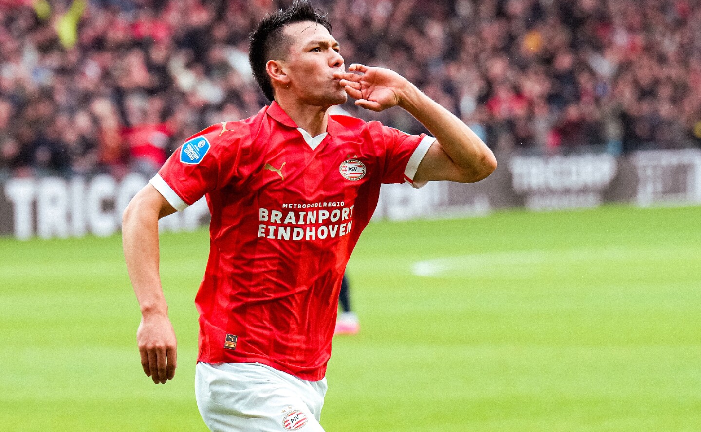 hat-trick-chucky-lozano-psv-vs-ajax