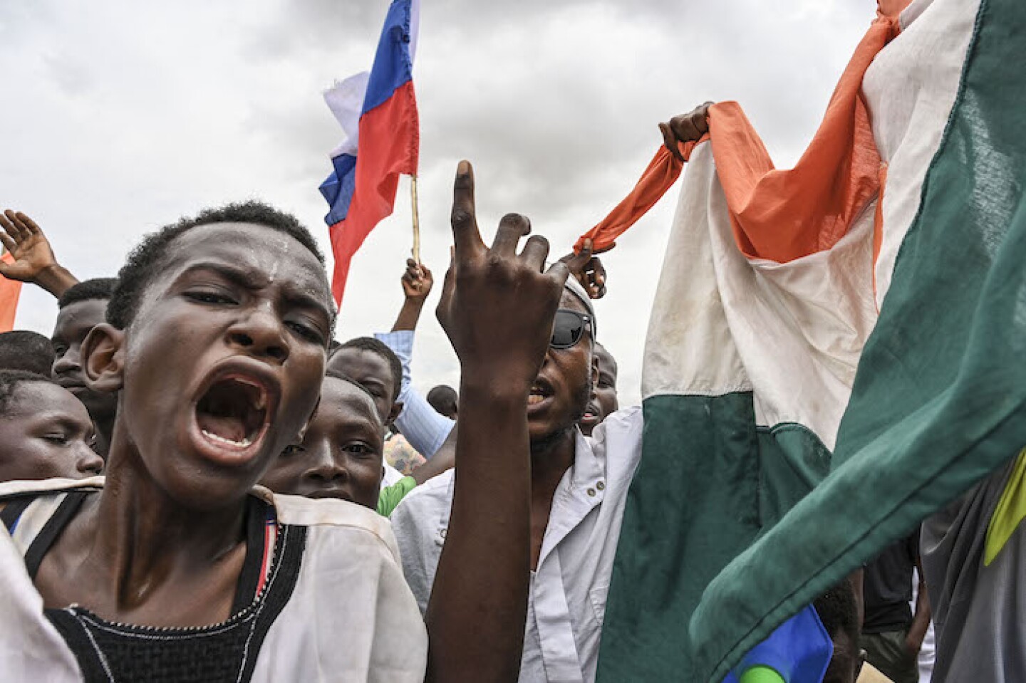 NIGER-COUP-DEMO