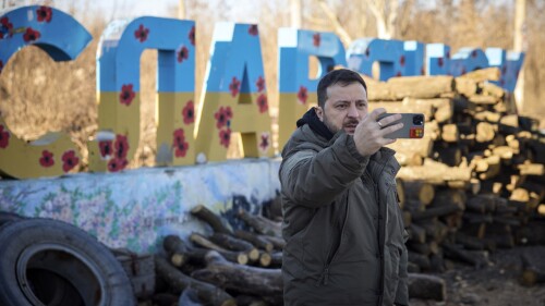 Drones enemigos siguen golpeando objetivos militares en el corazón de Rusia