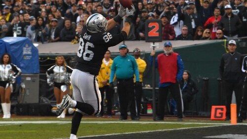 Pittsburgh Steelers v Oakland Raiders