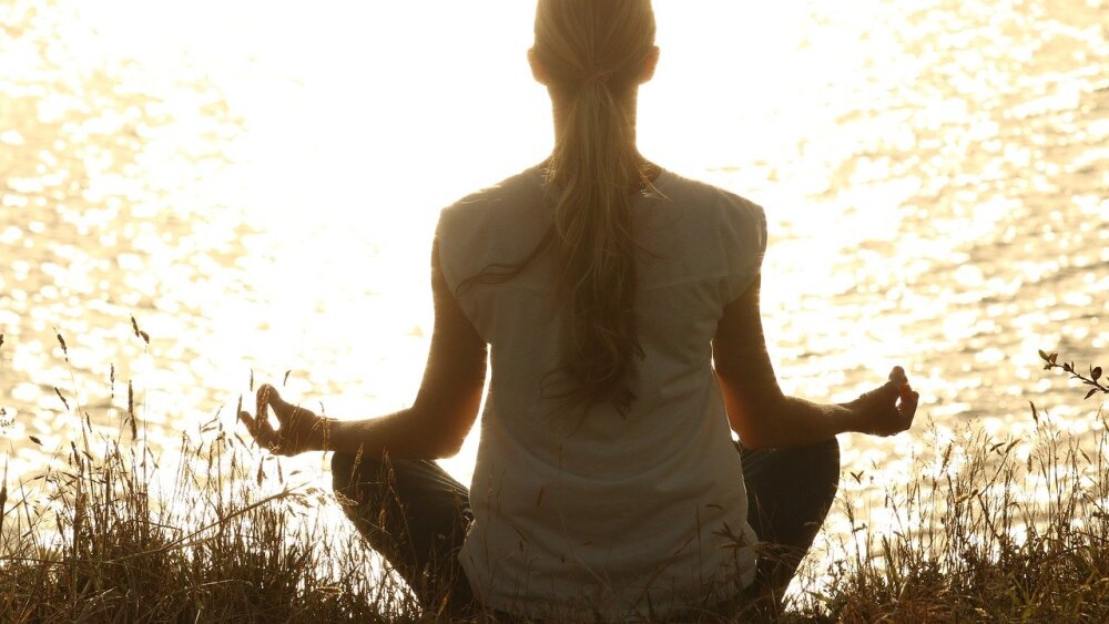 meditate-gbe50da682_1280