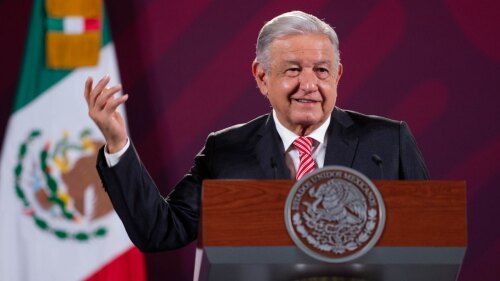 AMLO (2)