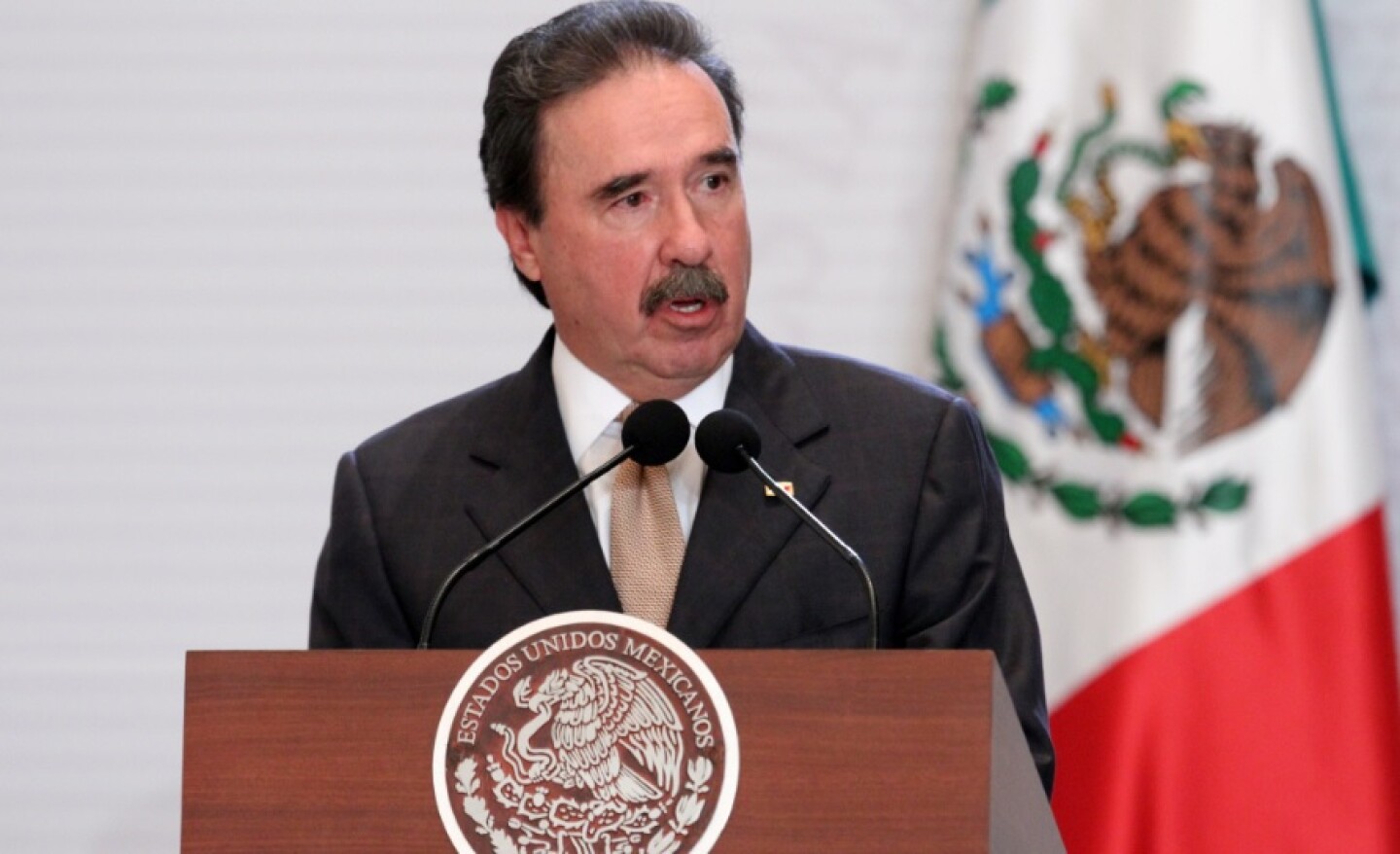 Emilio-Gamboa-se-descarta-para-dirigir-al-PRI