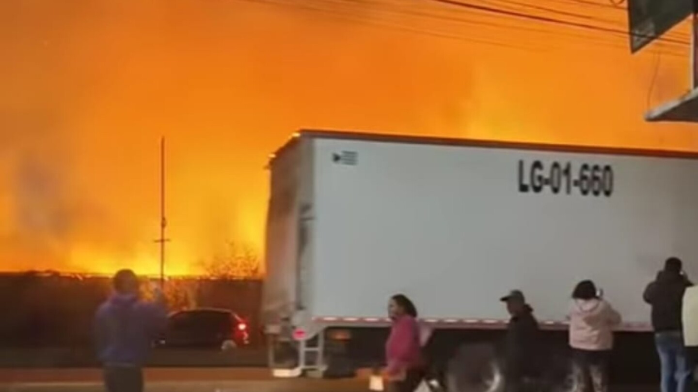 Incendio en Avenida Central hoy