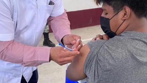 vacunación-de-menores-de-12-y-13-años-en-Toluca