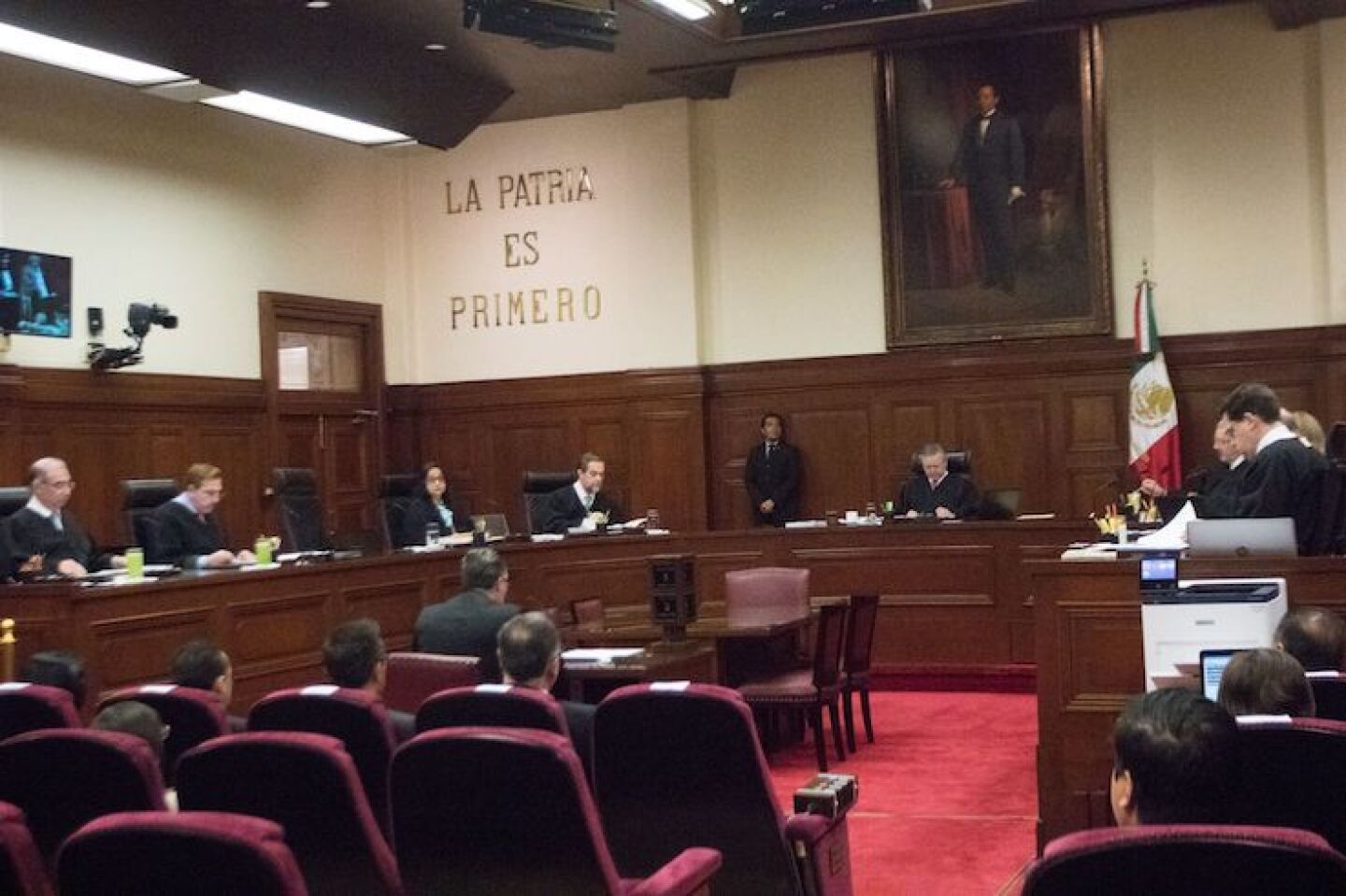 CIUDAD DE MÉXICO. 28NOVIEMBRE2019.- El magistrado Sergio Javier Molina Martínez fue electo por el pleno de la Suprema Corte de Justicia de la Nación como consejero de la Judicatura Federal.Ocupará el cargo de Consejero del Consejo de la Judicatura Federal (CJF) para el periodo 2019-2024. Hoy se eligió al magistrado durante la sesión de la Suprema Corte de Justicia de la Nación.FOTO: VICTORIA VALTIERRA / CUARTOSCURO.COM