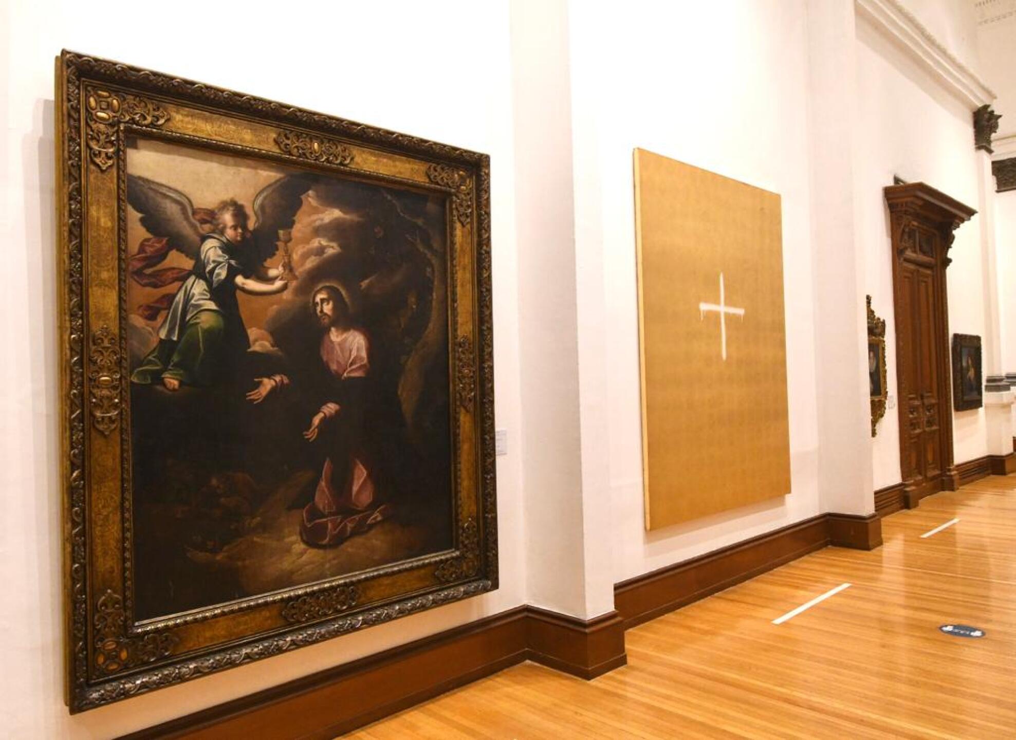 stefan_bruggemann_munal_dos_lineas_fe_1