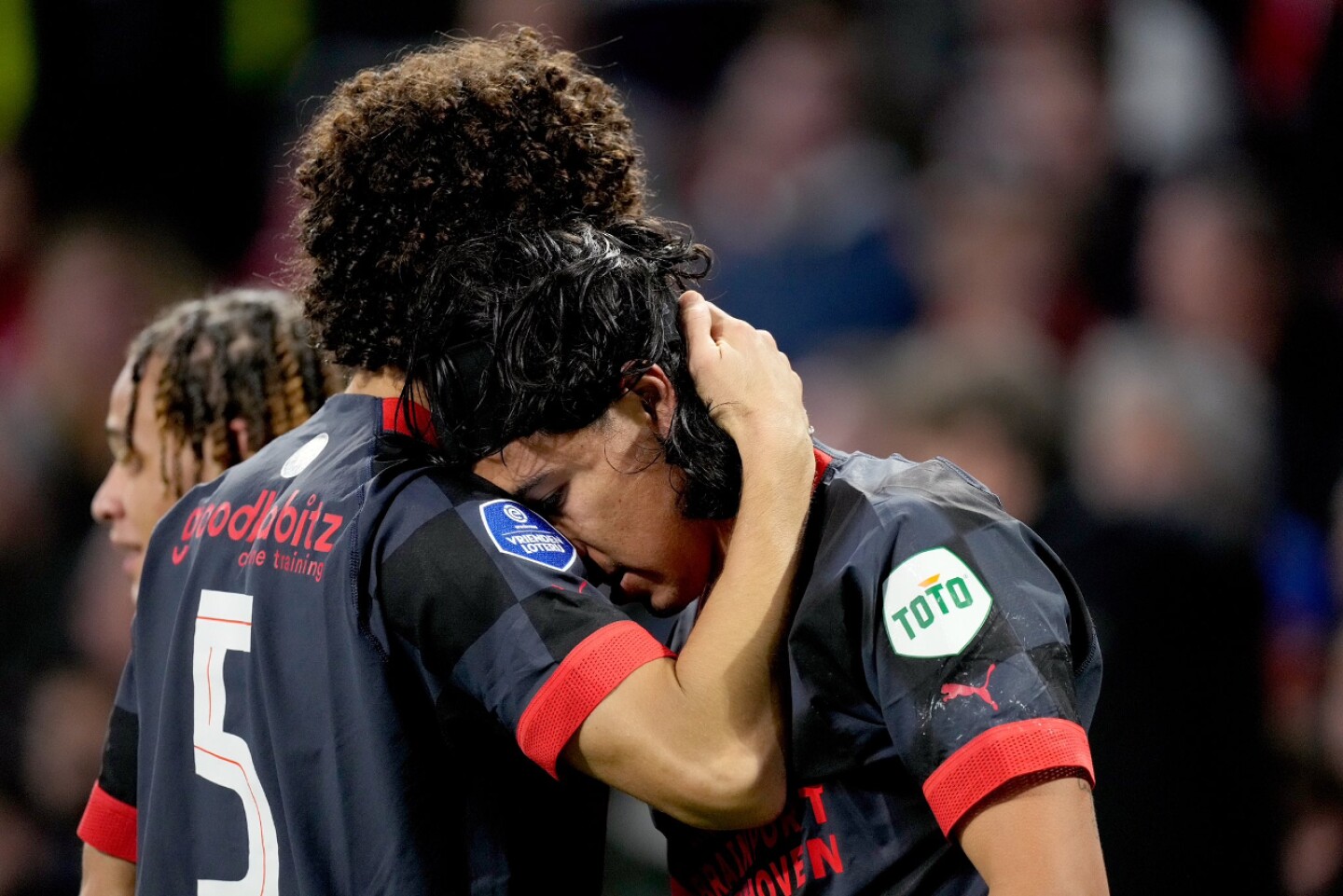 resultado-psv-ajax-gol-de-erick-gutierrez