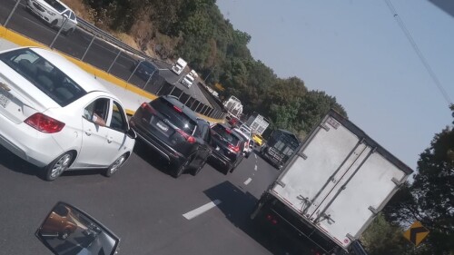 accidente-en-la-mexico-cuernavaca-obras-afectan-transito