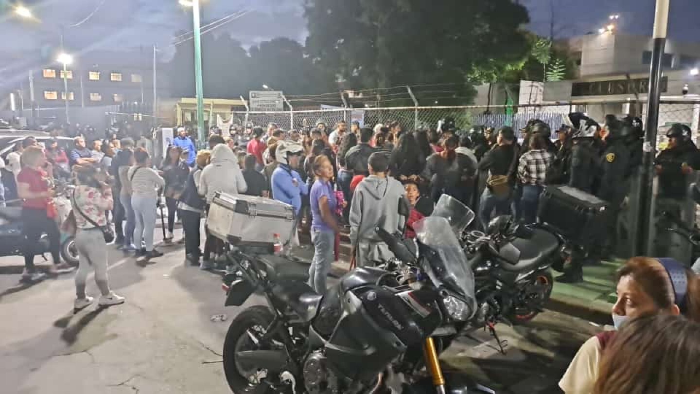 familiares Reclusorio Oriente