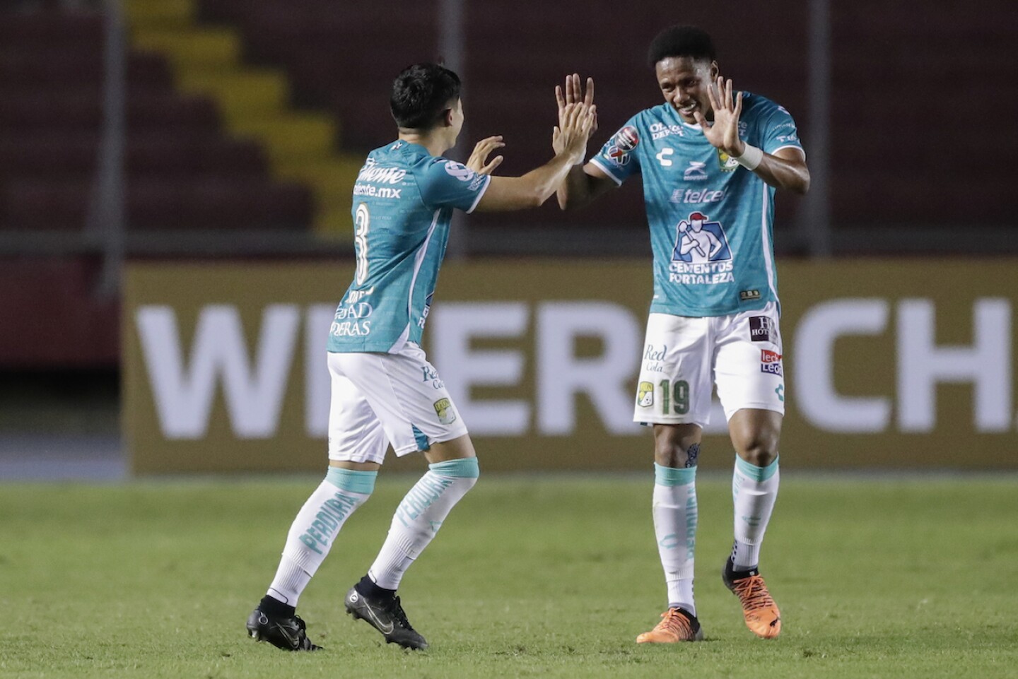 0-1. LeÛn logra la ventaja en su visita al Tauro en Panam·