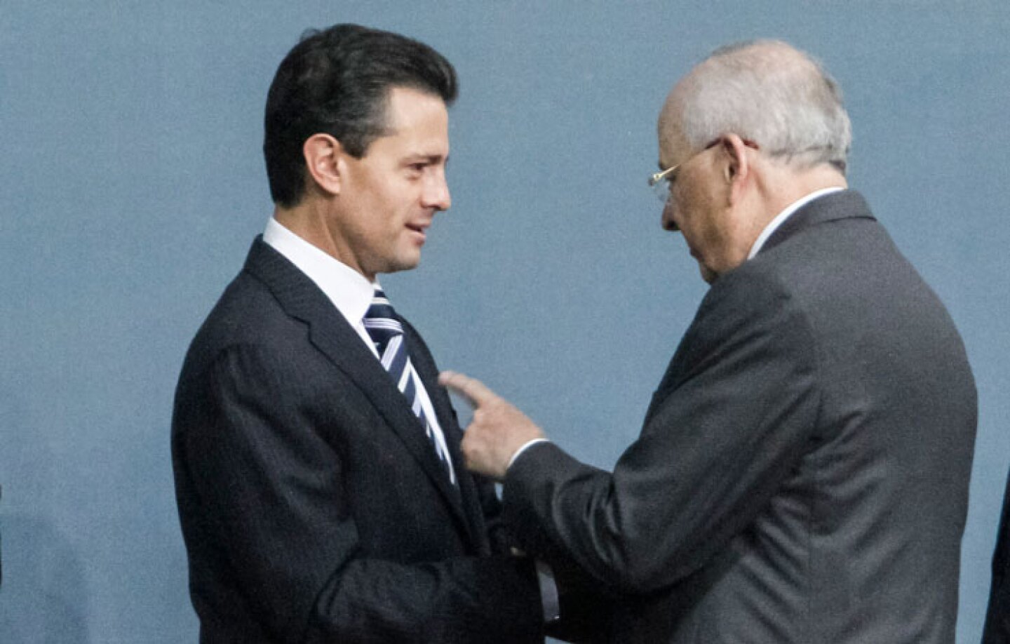 peña-nieto-claudio-x-gonzalez