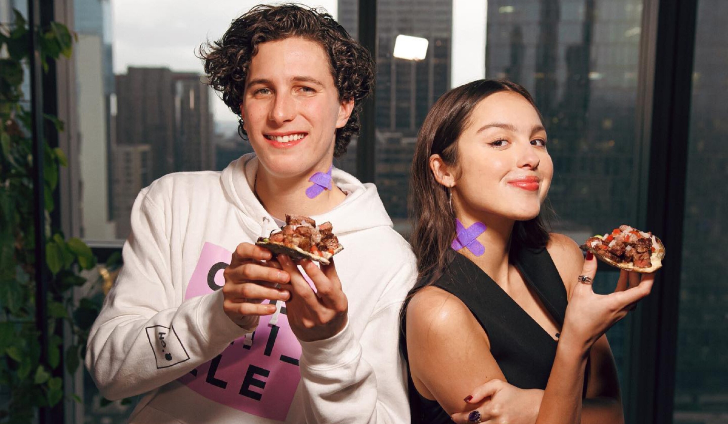 robegrill-olivia-rodrigo (2).jpg