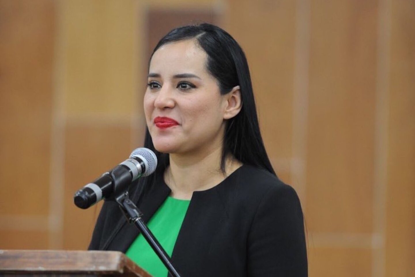 sandra-cuevas-disculpa
