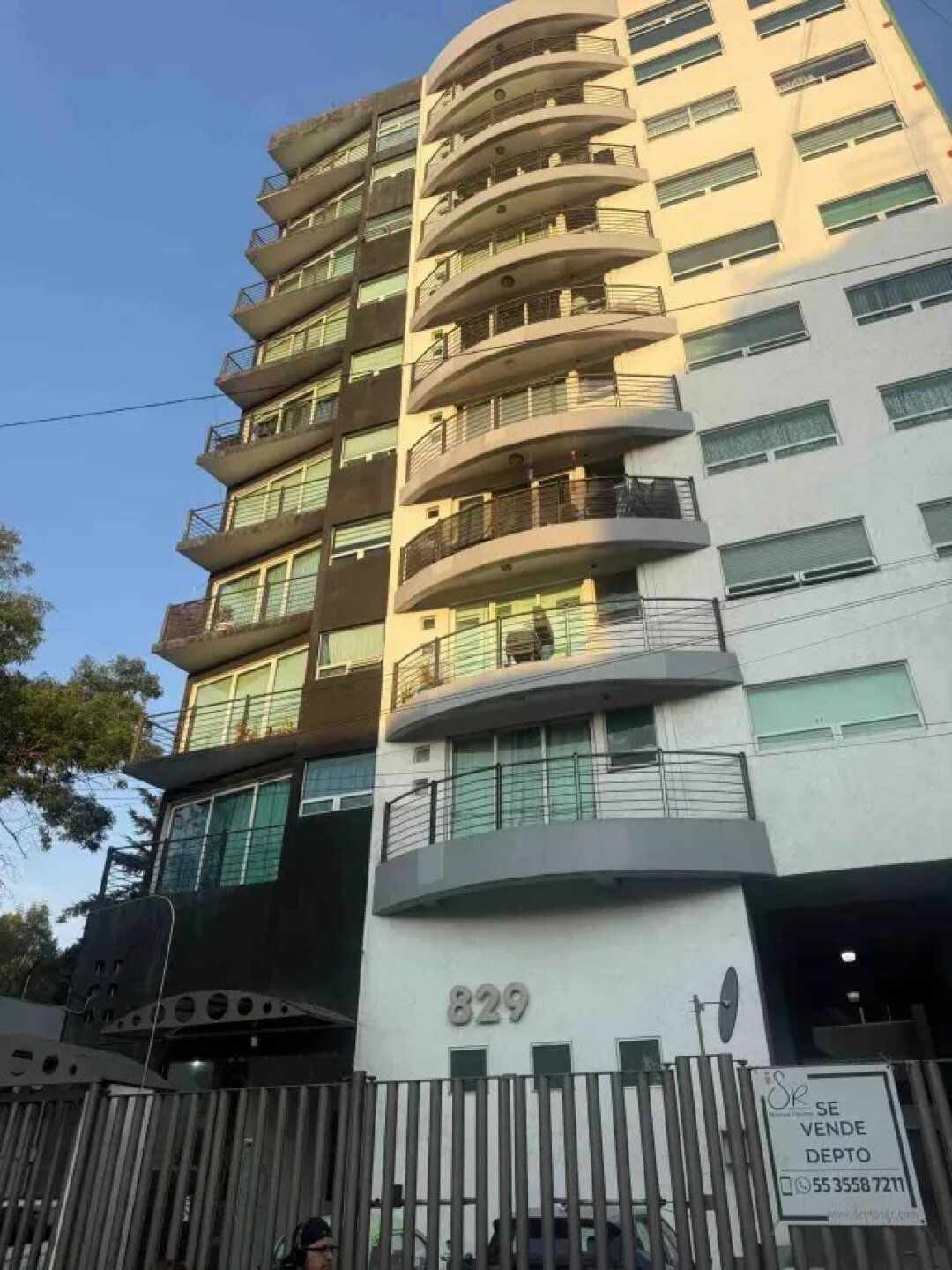 edificio de Revolución 829
