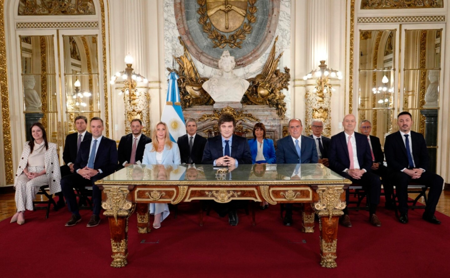 javier-milei-impuestos-argentina