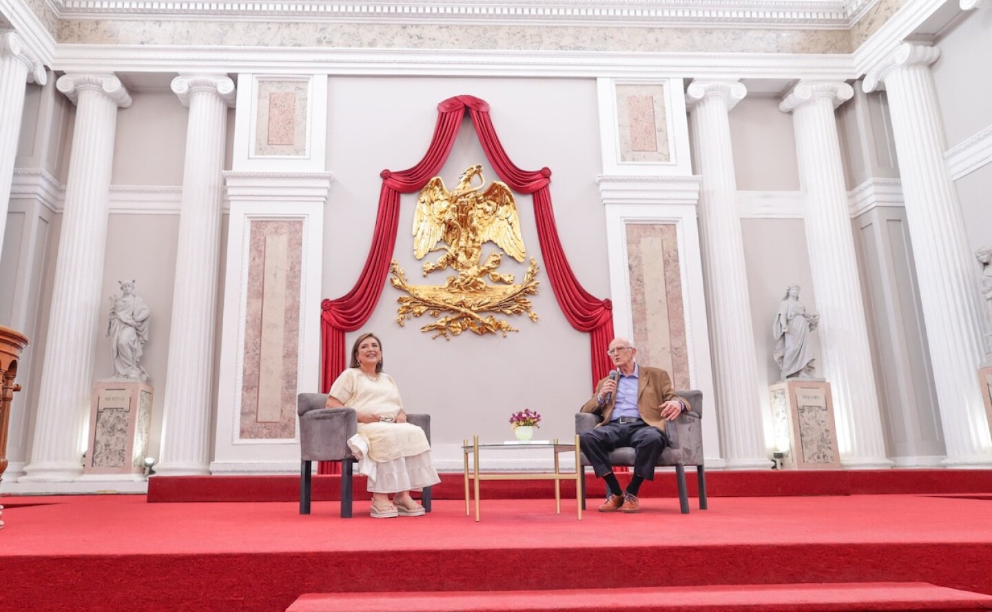 intelectuales_xochitl