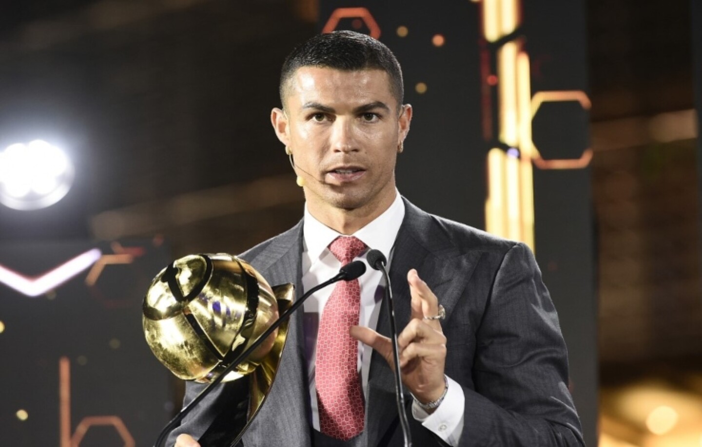 Ronaldo_siglo_mejor_jugador
