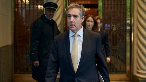 Michael Cohen admite haber mentido previamente