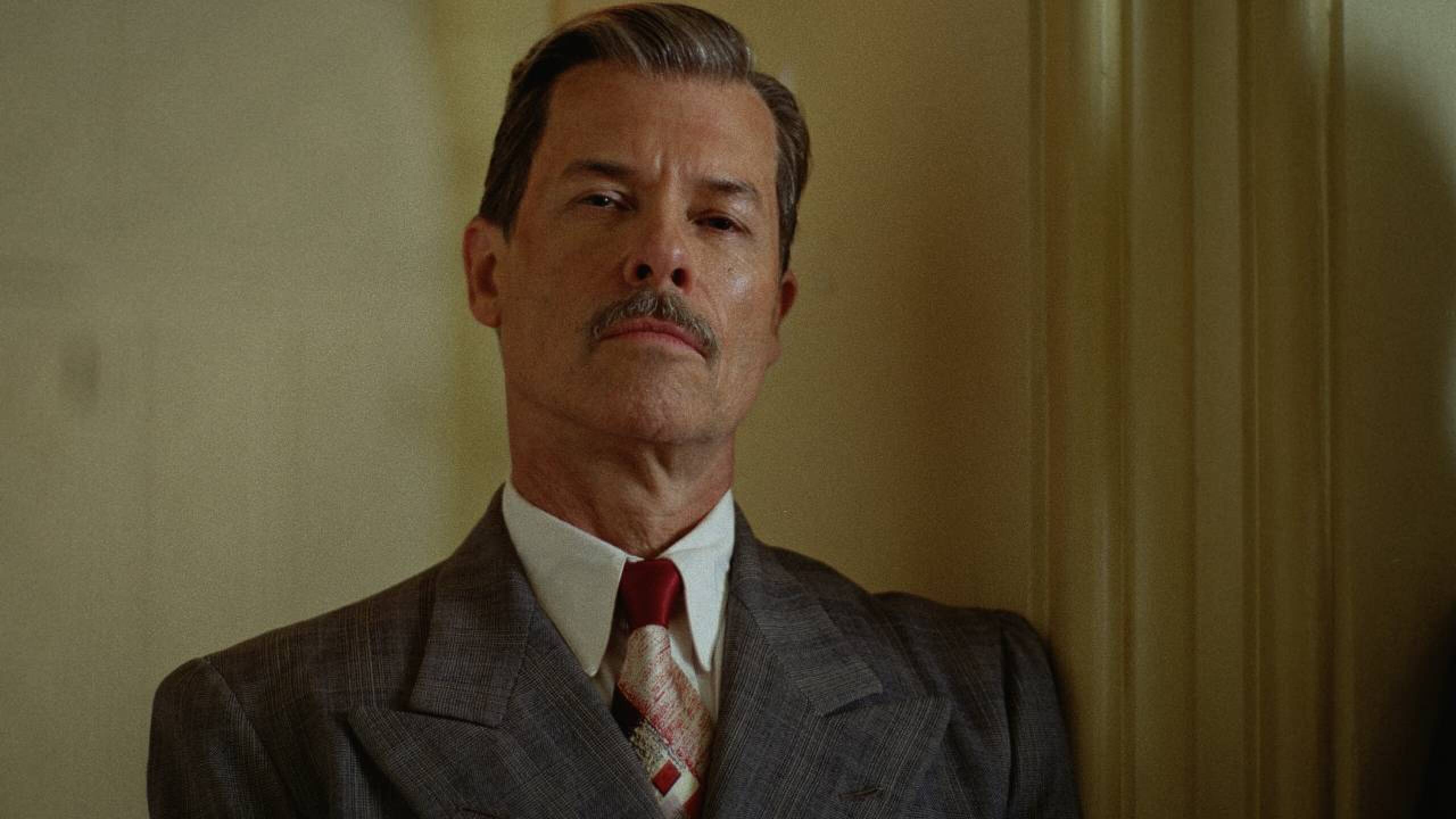 Guy-Pearce-el-brutalista