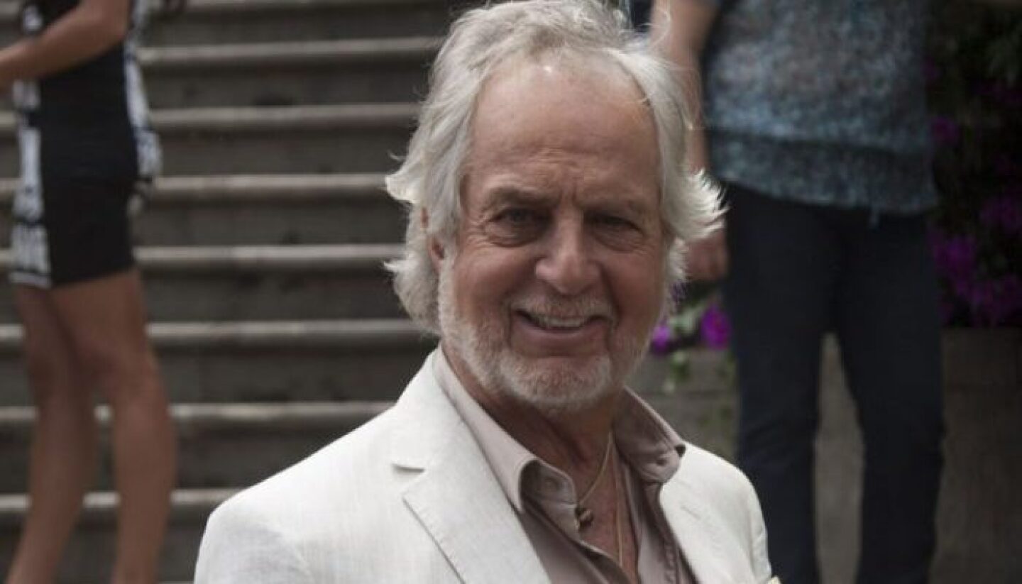 Hugo-Stiglitz-700x400