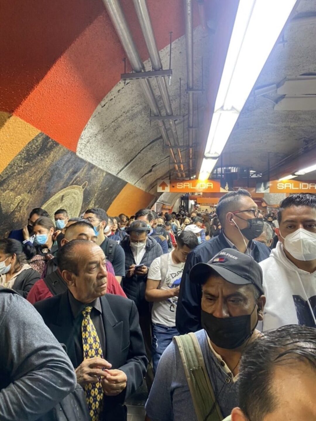 linea-7-del-metro-960x1280