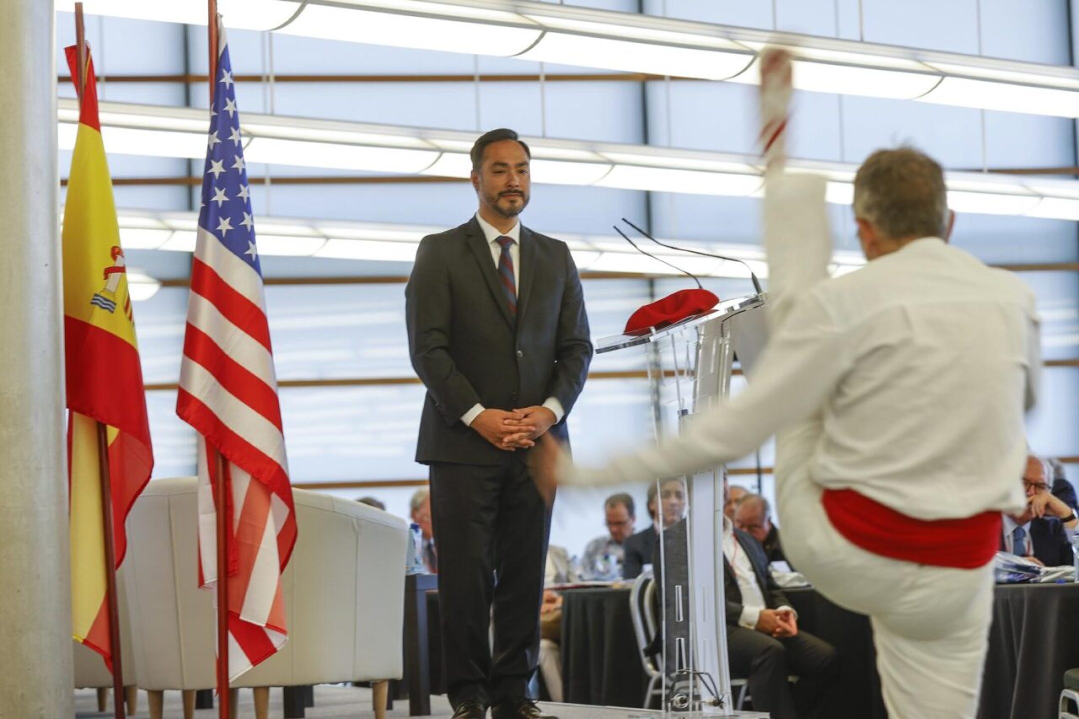 62aa780e7d2cf413944ffc45663e2e1891fbc617w-1280x853