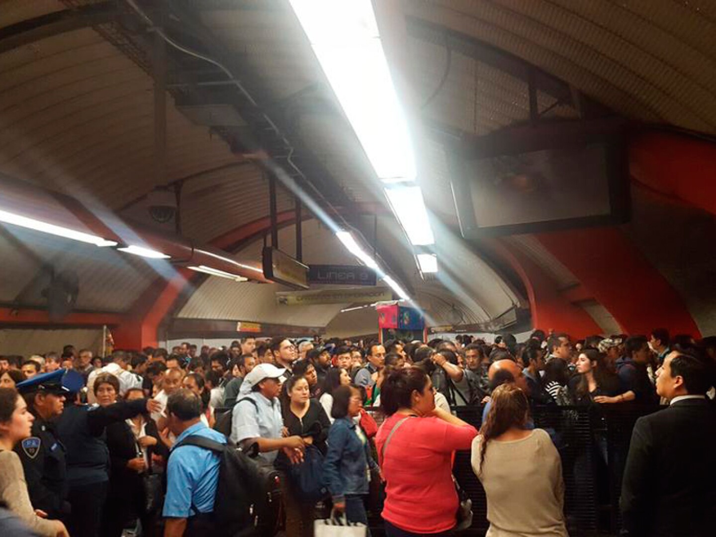 Metro_Tacubaya_L9_