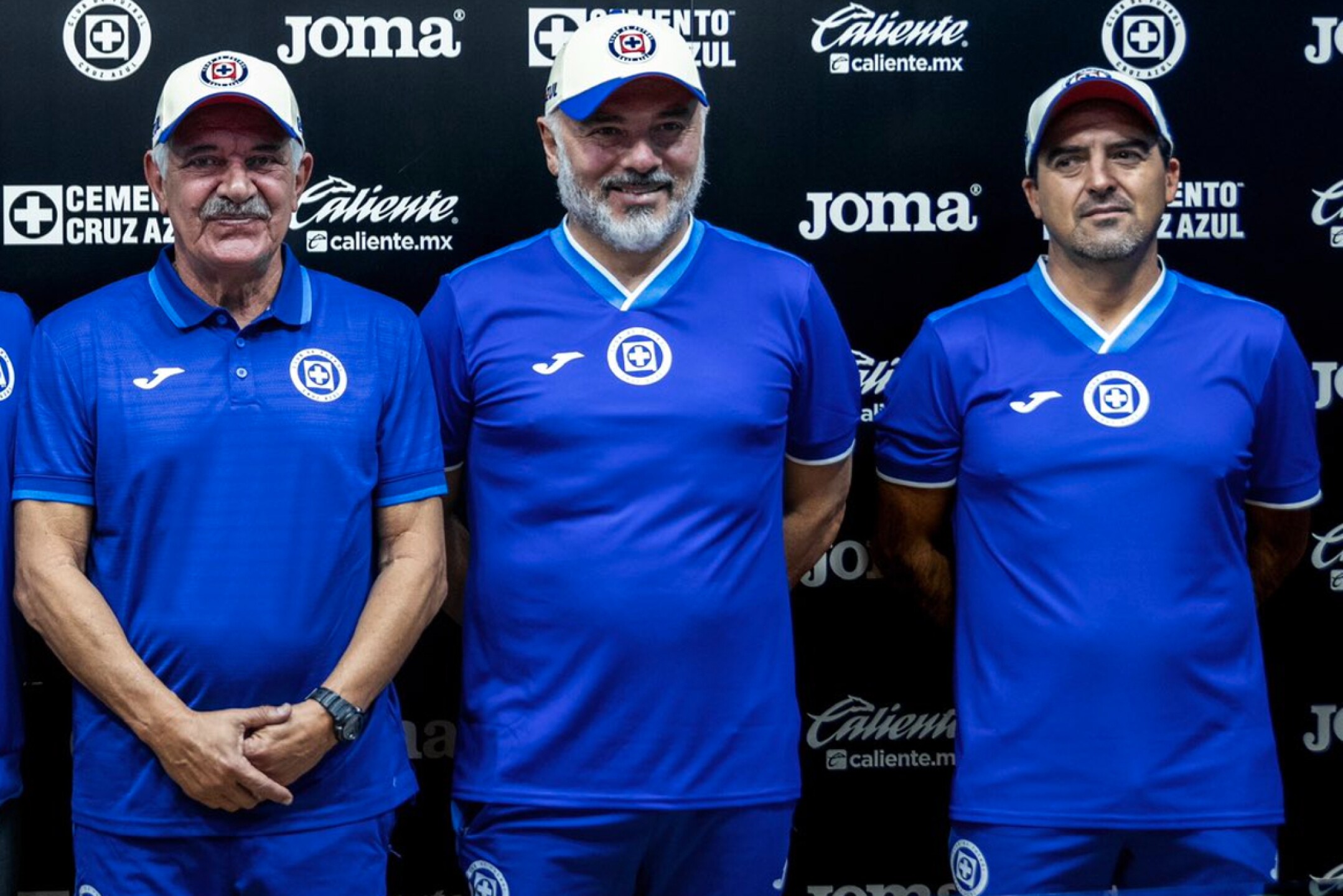 cruz-azul-presenta-al-tuca-ferretti