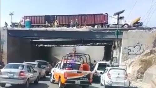 mexico-pachuca-accidente-puente