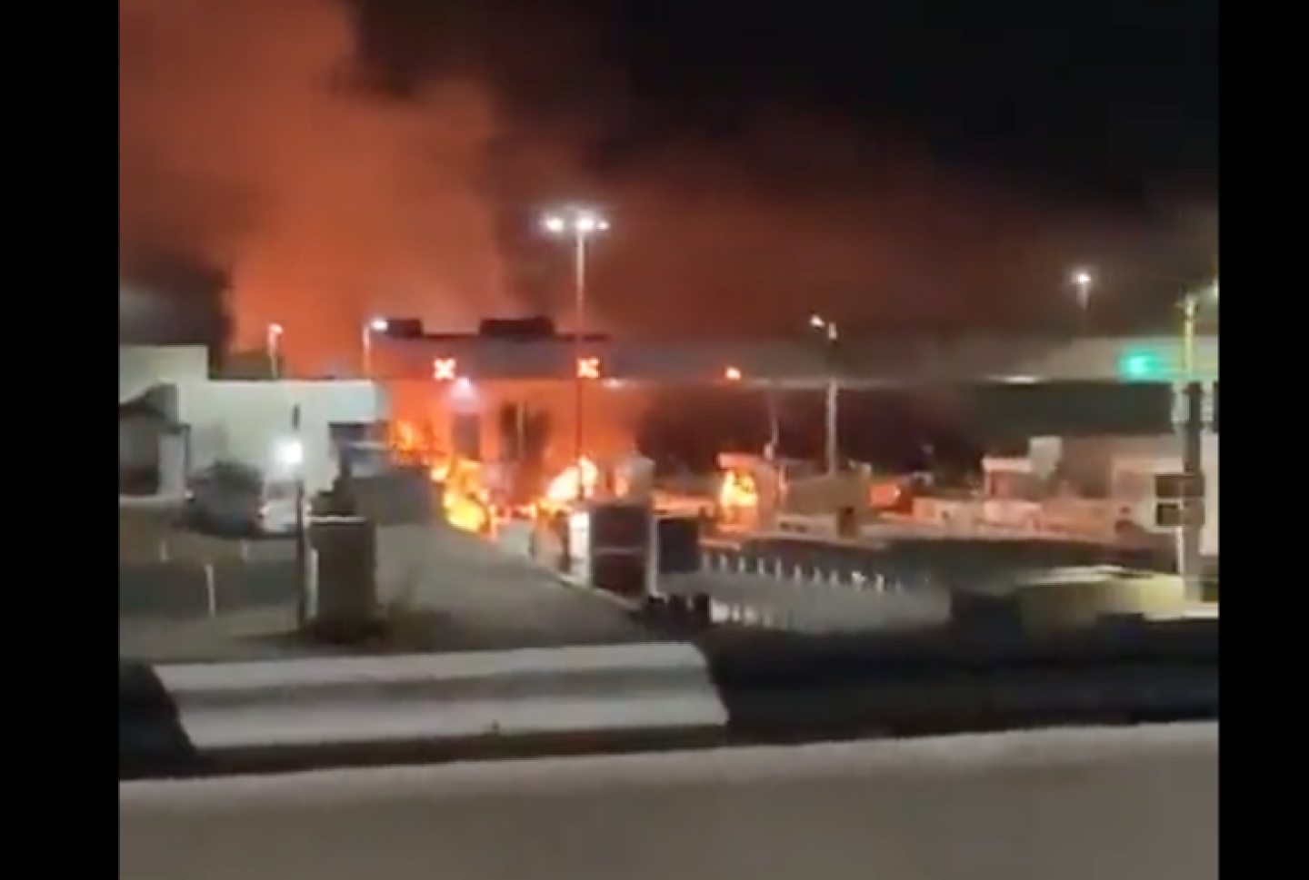 Captura de pantalla 2022-12-04 a la(s) 21.01.10