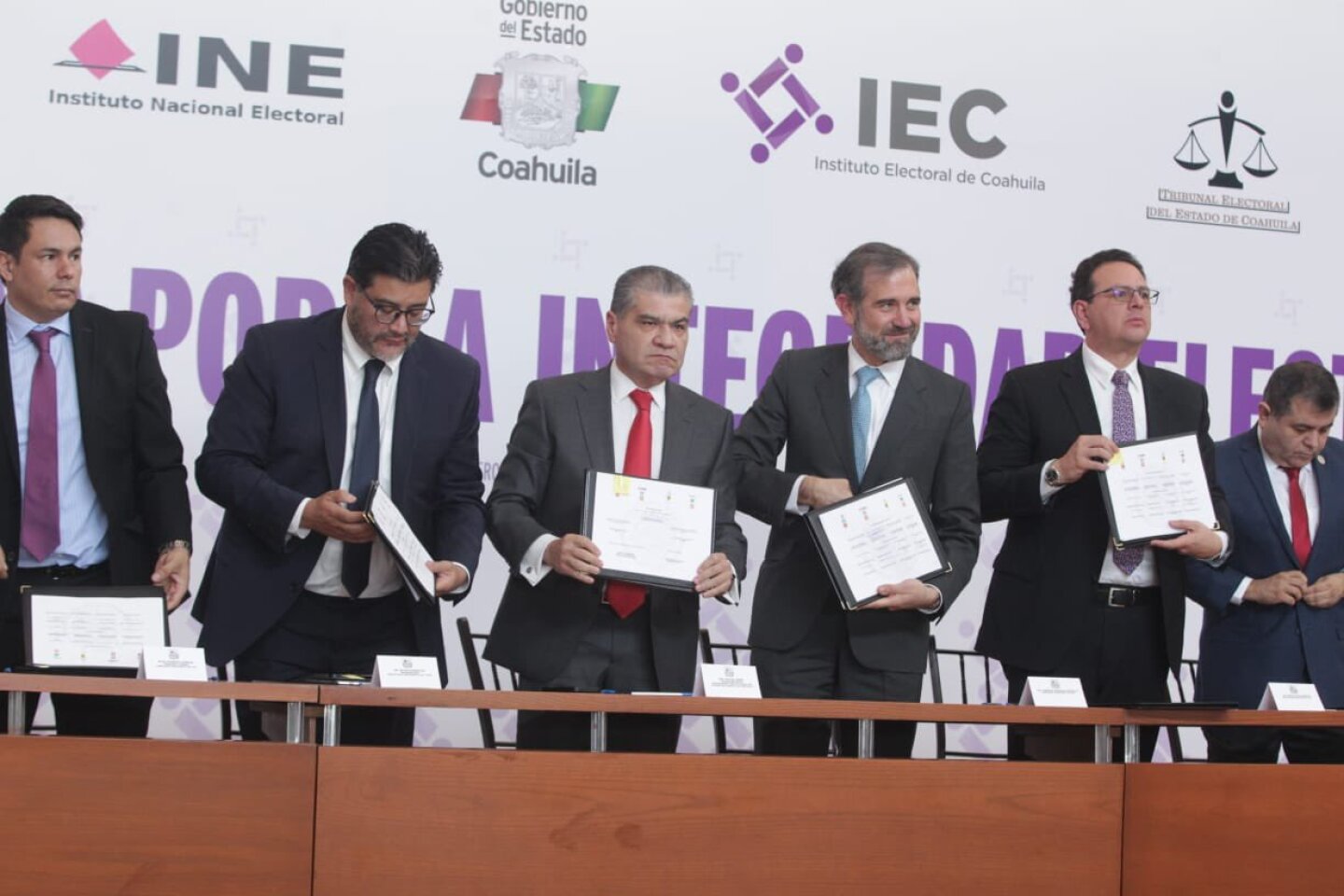 Lorenzo Córdova INE