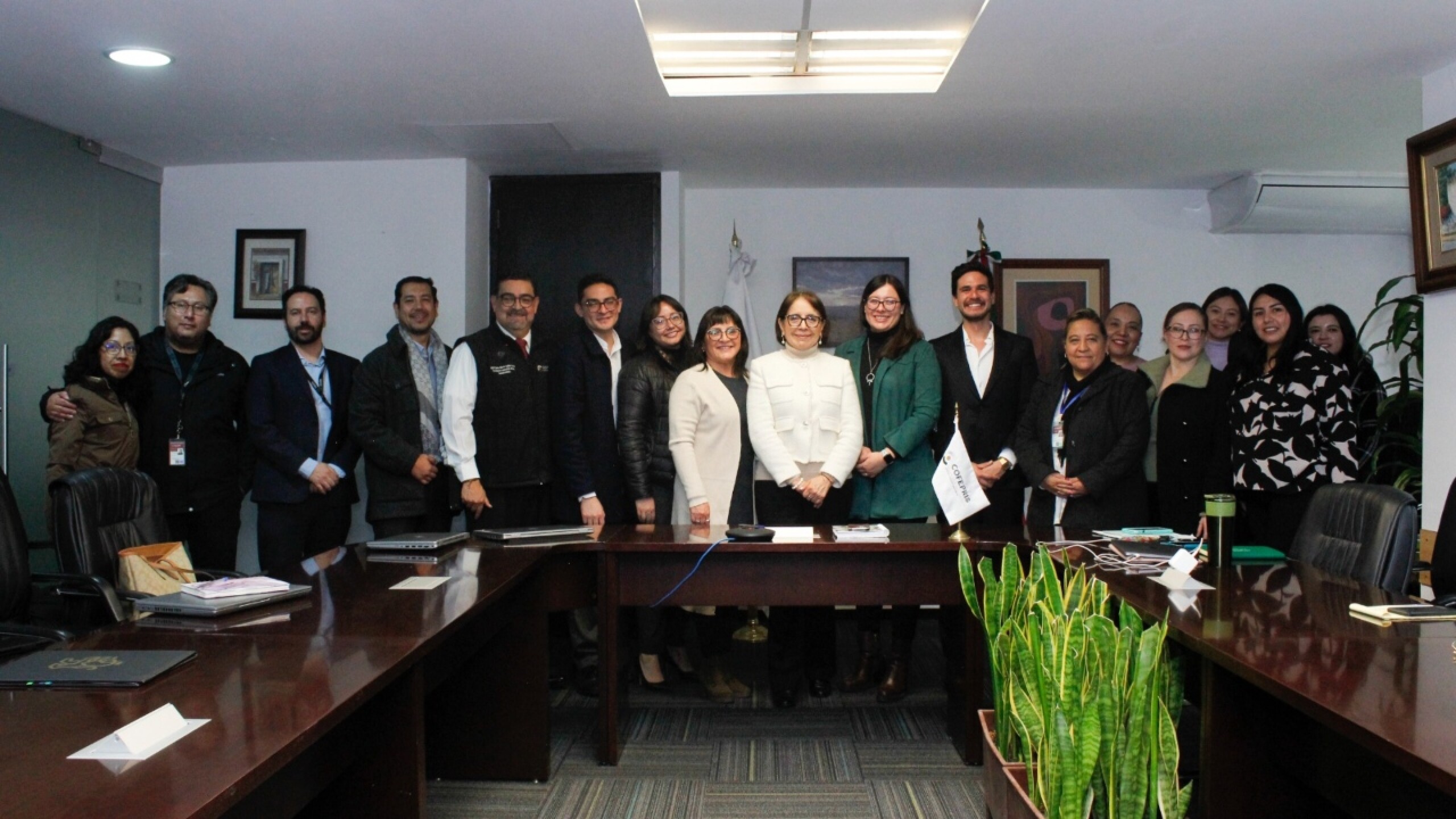 Designan a Armida Zúñiga como nueva titular de la Cofepris