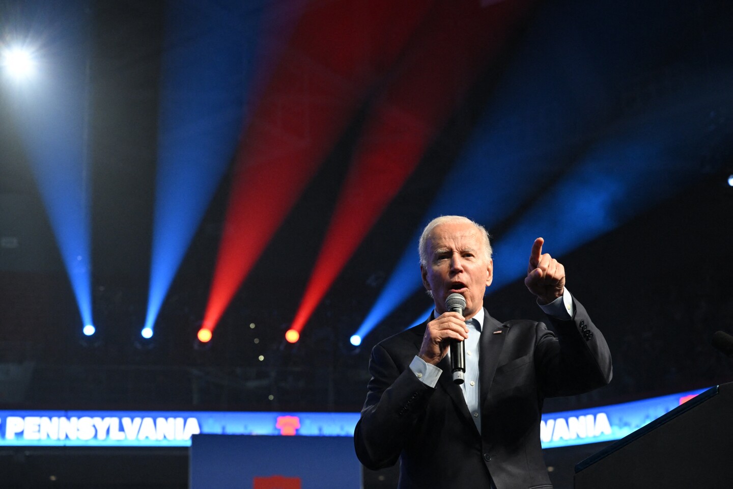 US-VOTE-POLITICS-ELECTION-BIDEN-OBAMA-FETTERMAN