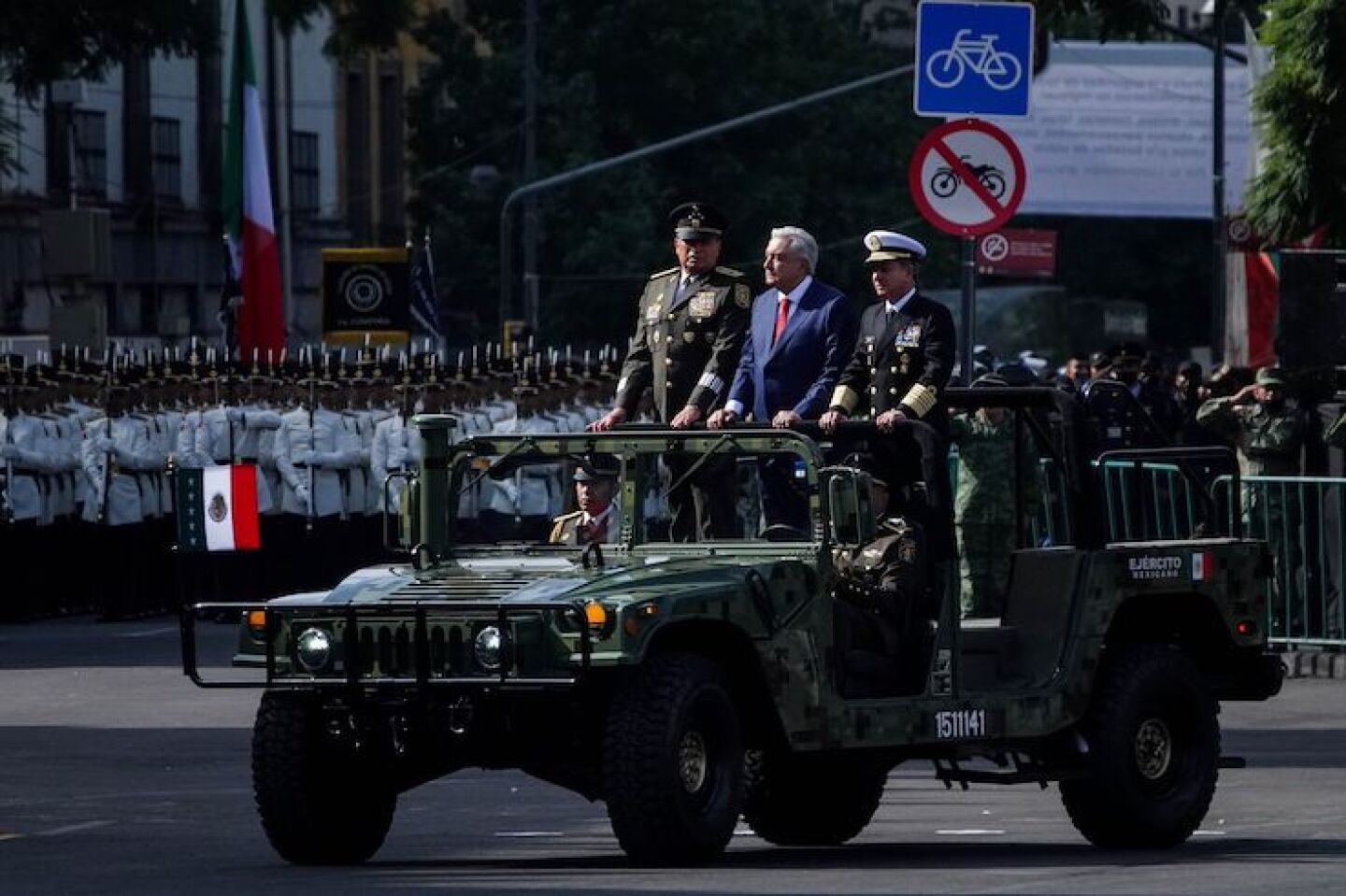 894612_AMLO-Desfile-Militar-2022-3_impreso