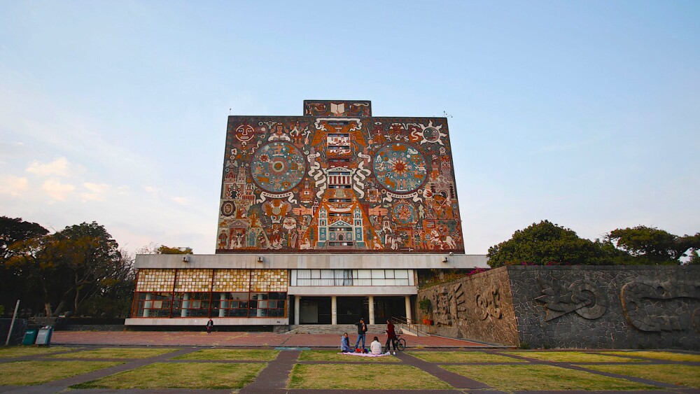 UNAM-universidad-nacional-autonoma-de-mexico-04