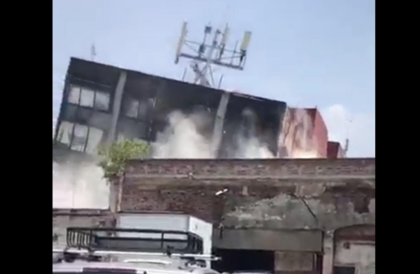 Captura de pantalla 2017-09-19 a las 11.37.52 p.m.