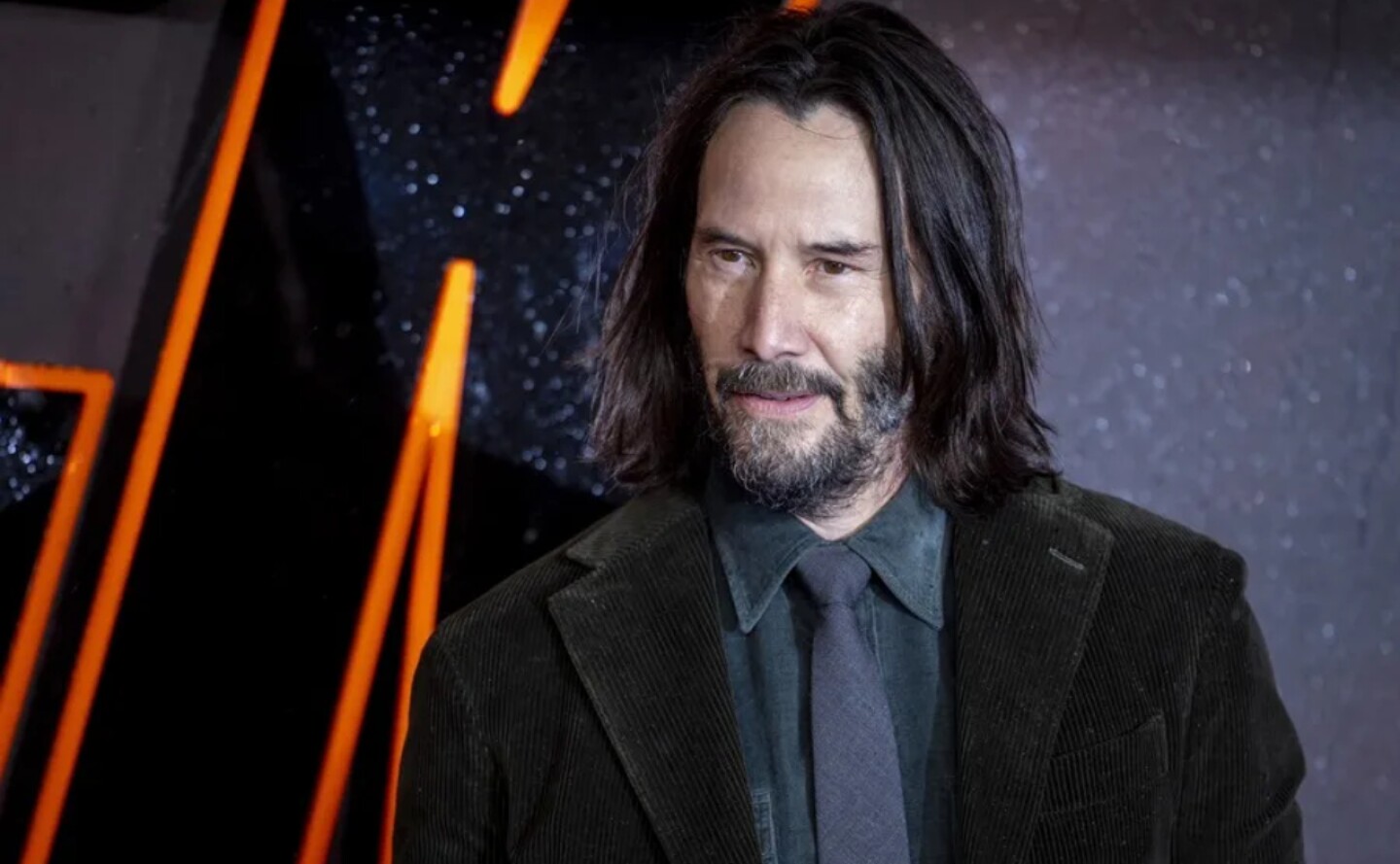 keanu-reeves-efe (2).jpg