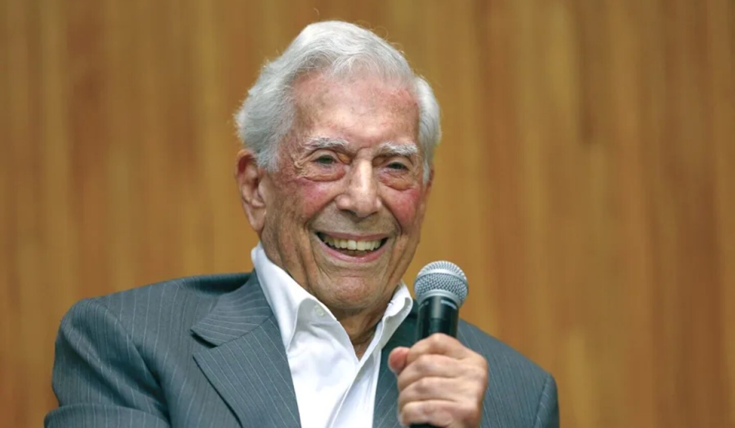mario-vargas-llosa-murio-efe.jpg