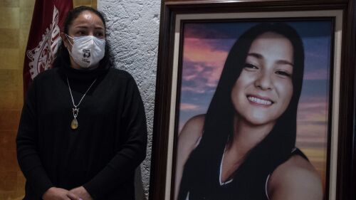 Yesenia Zamudio, madre de María de Jesús Zamudio, estudiante de Ingeniería en el Instituto Politécnico Nacional (IPN) y víctima de feminicidio en 2016 recibió una disculpa Institucional pública por parte del IPN. Se le prometio seguimiento y respon