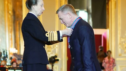 Daniel Craig