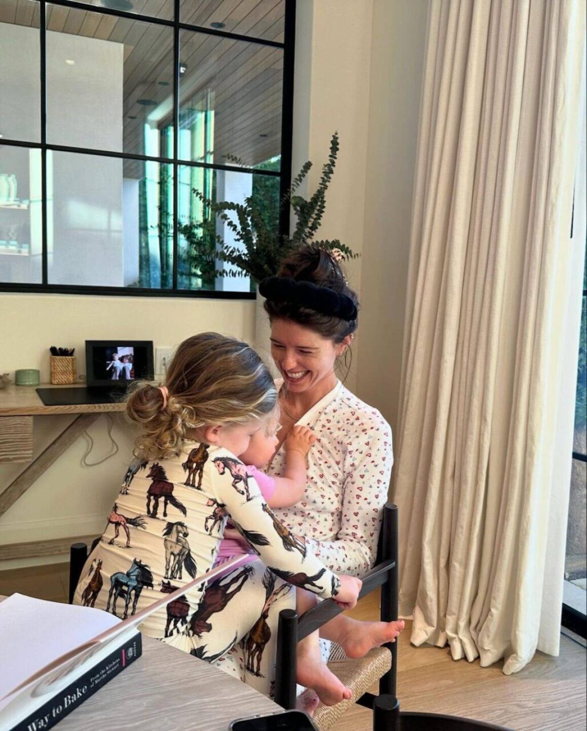 hijos-de-Chris-Pratt-y-Katherine-Schwarzenegger-1029x1280