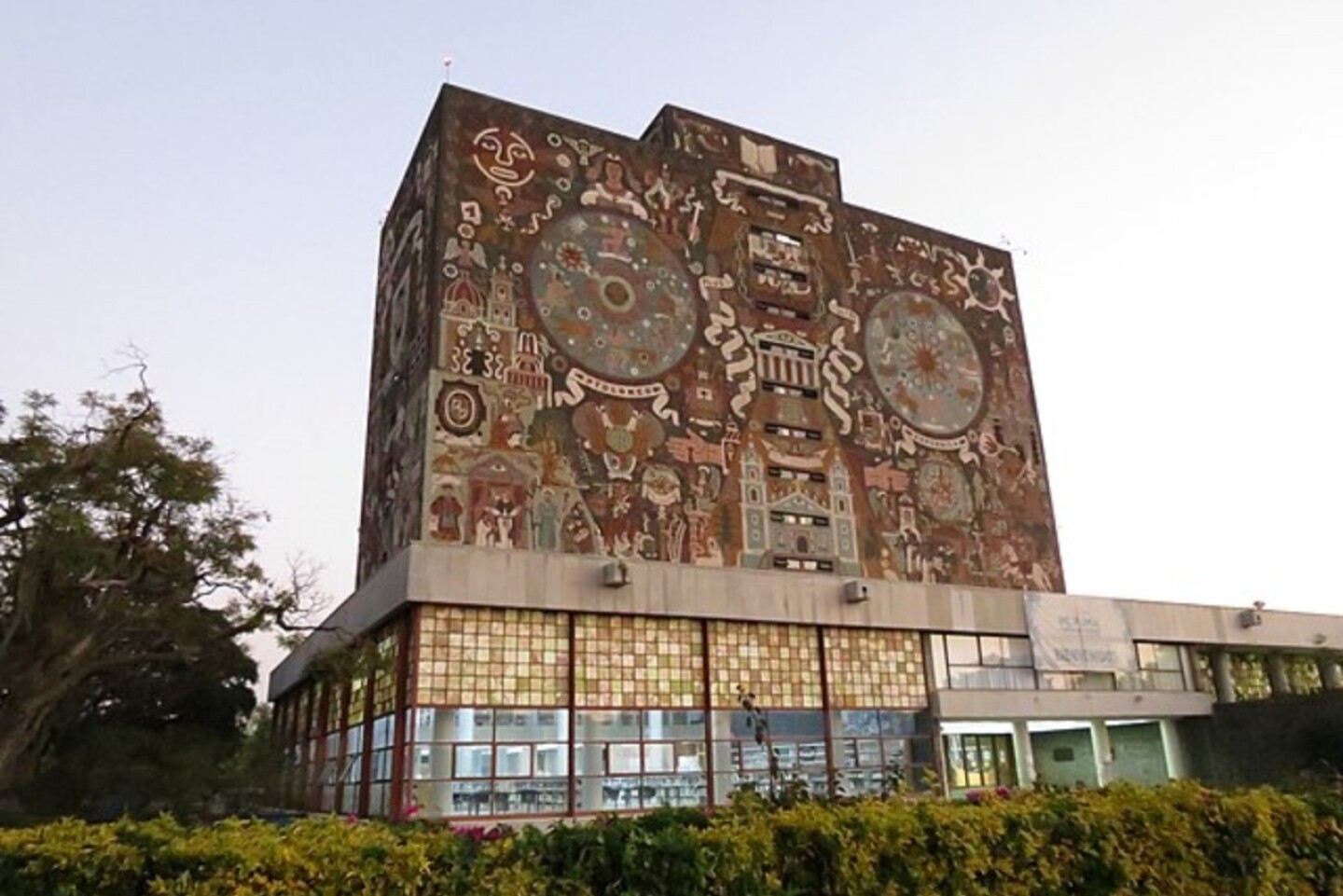 Biblioteca_central_de_la_UNAM