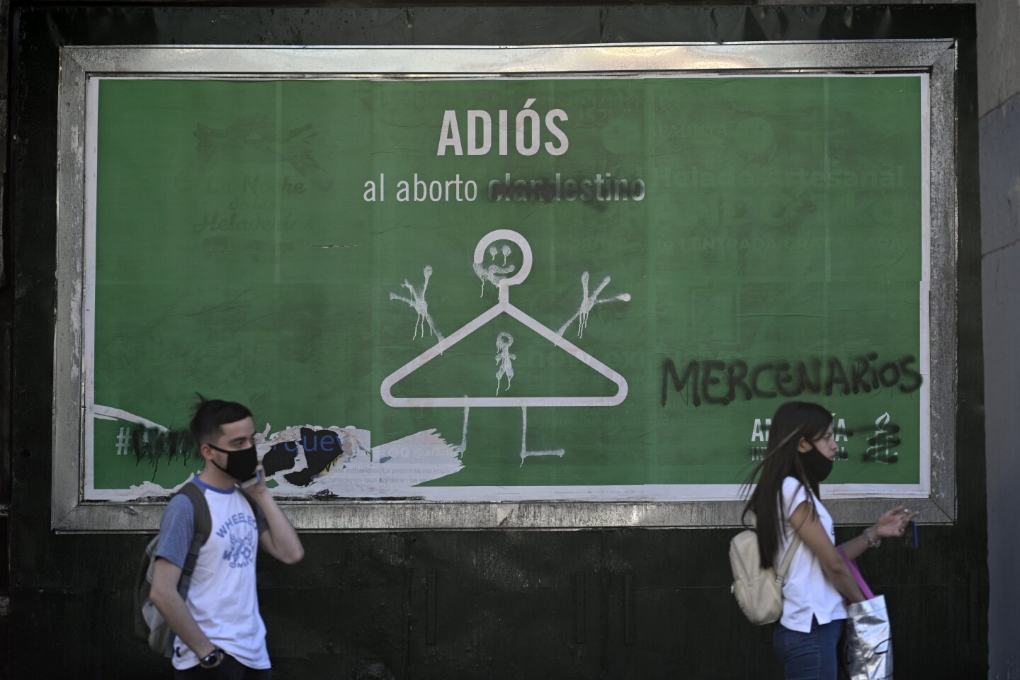 Iglesia católica argentina pide a la Virgen que senadores voten contra el aborto