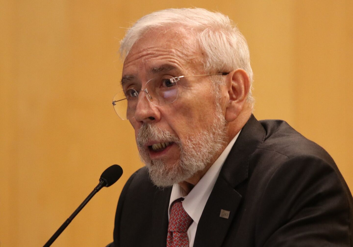 Jorge Arganis Díaz Leal, secretario de Comunicaciones y Transportes, durante su comparecencia en la Cámara de Diputados