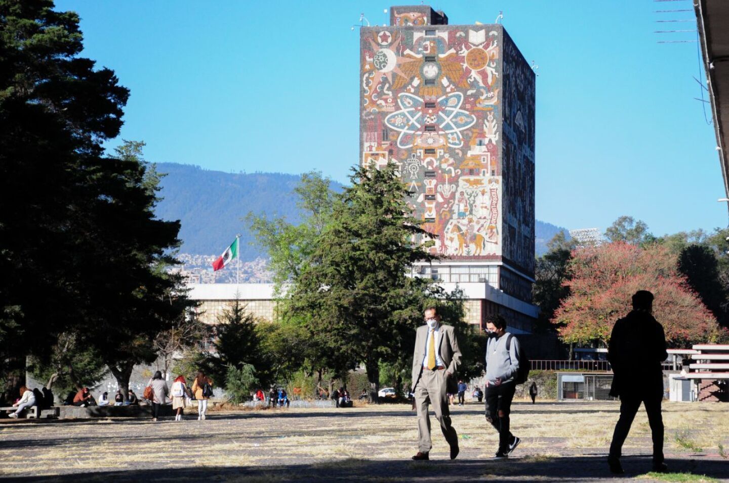 Algunas facultades de la UNAM retomaron las clases presenciales.