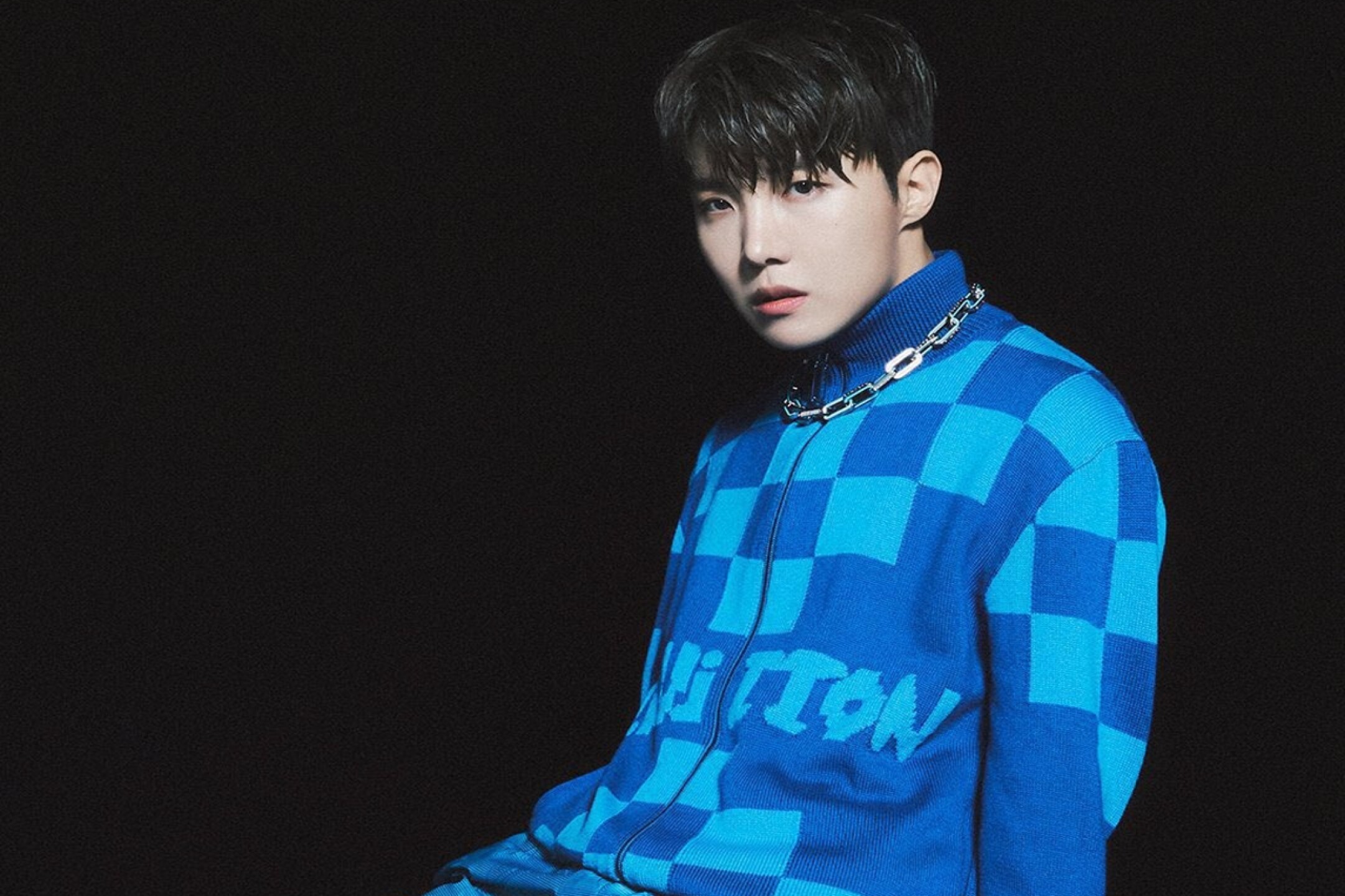 j-hope-invitados-al-desfile-de-luis-vuitton