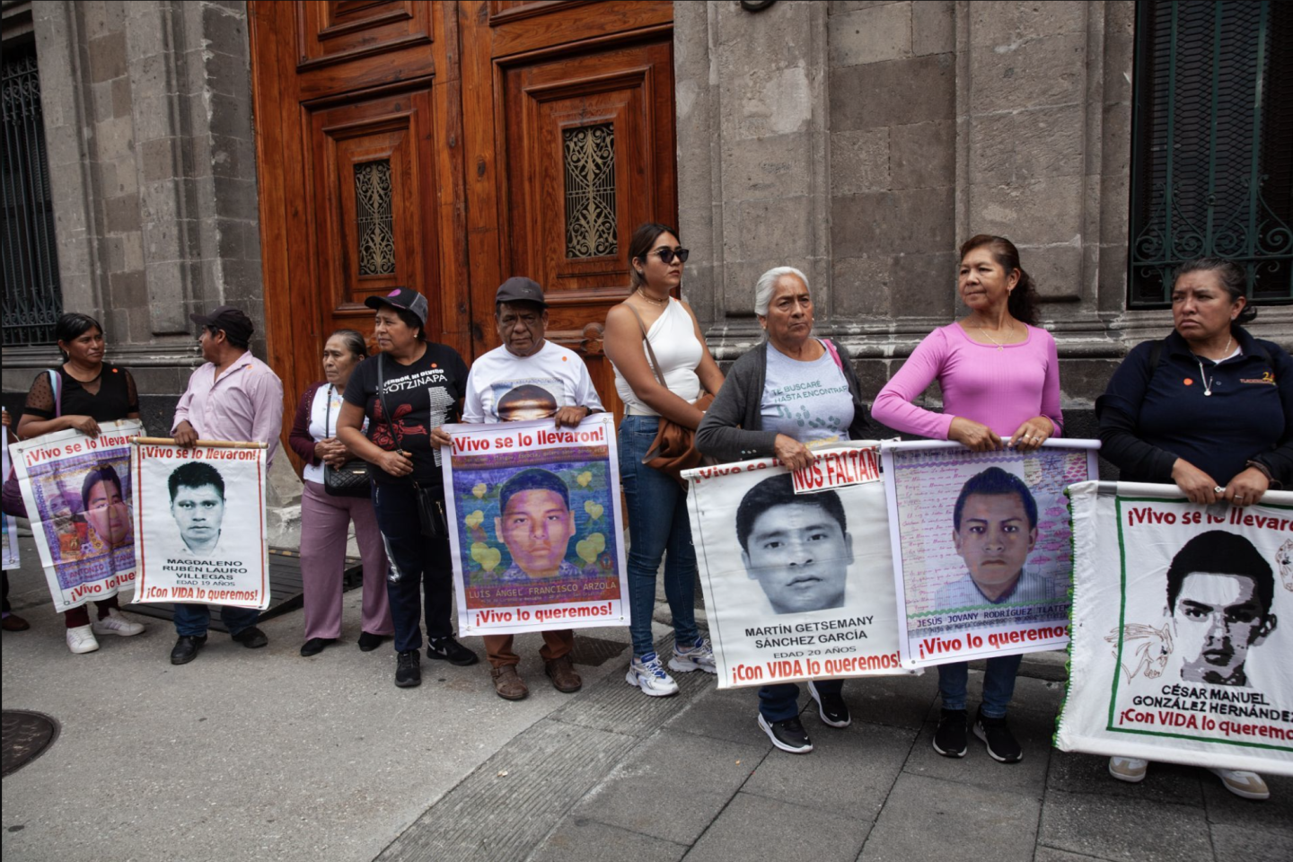 Familiares de los 43 normalistas se reunieron por quinta vez con la presidenta Claudia Sheinbaum