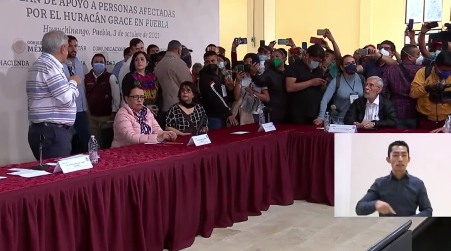damnificados-irrumpen-en-evento-de-amlo