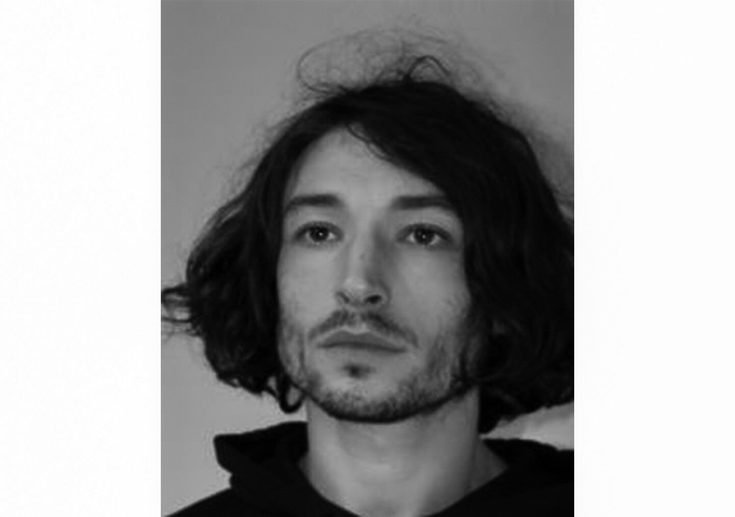 Ezra Miller es arrestado